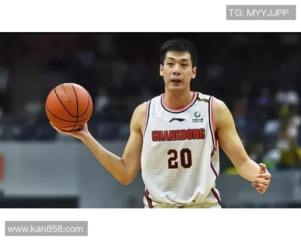 任骏飞领衔广东男篮奋战新赛季展现实力与团队精神的精彩旅程